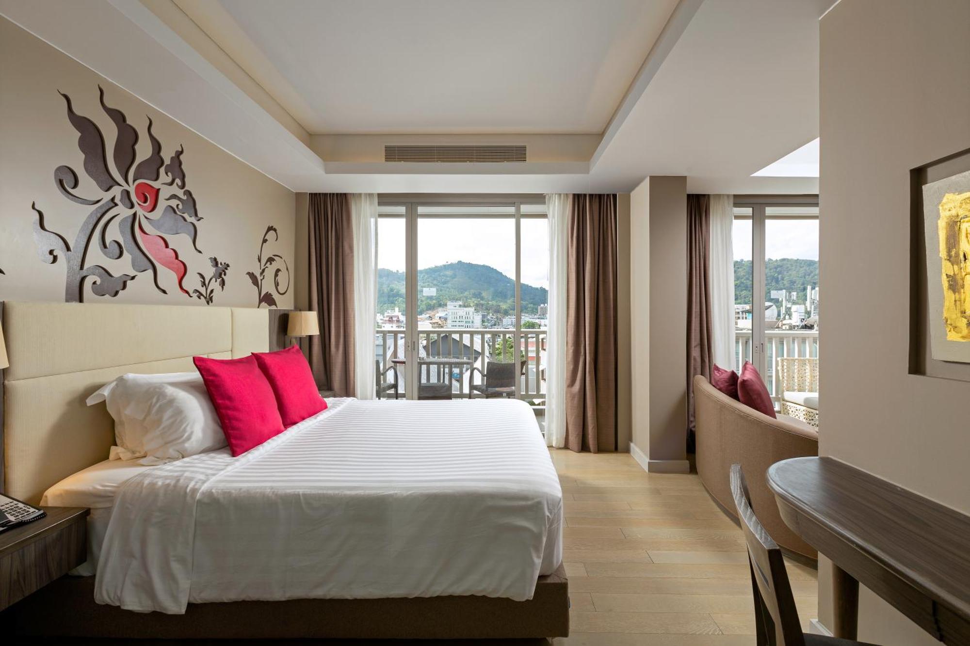 Grand Mercure Phuket Patong Ngoại thất bức ảnh Deluxe Room