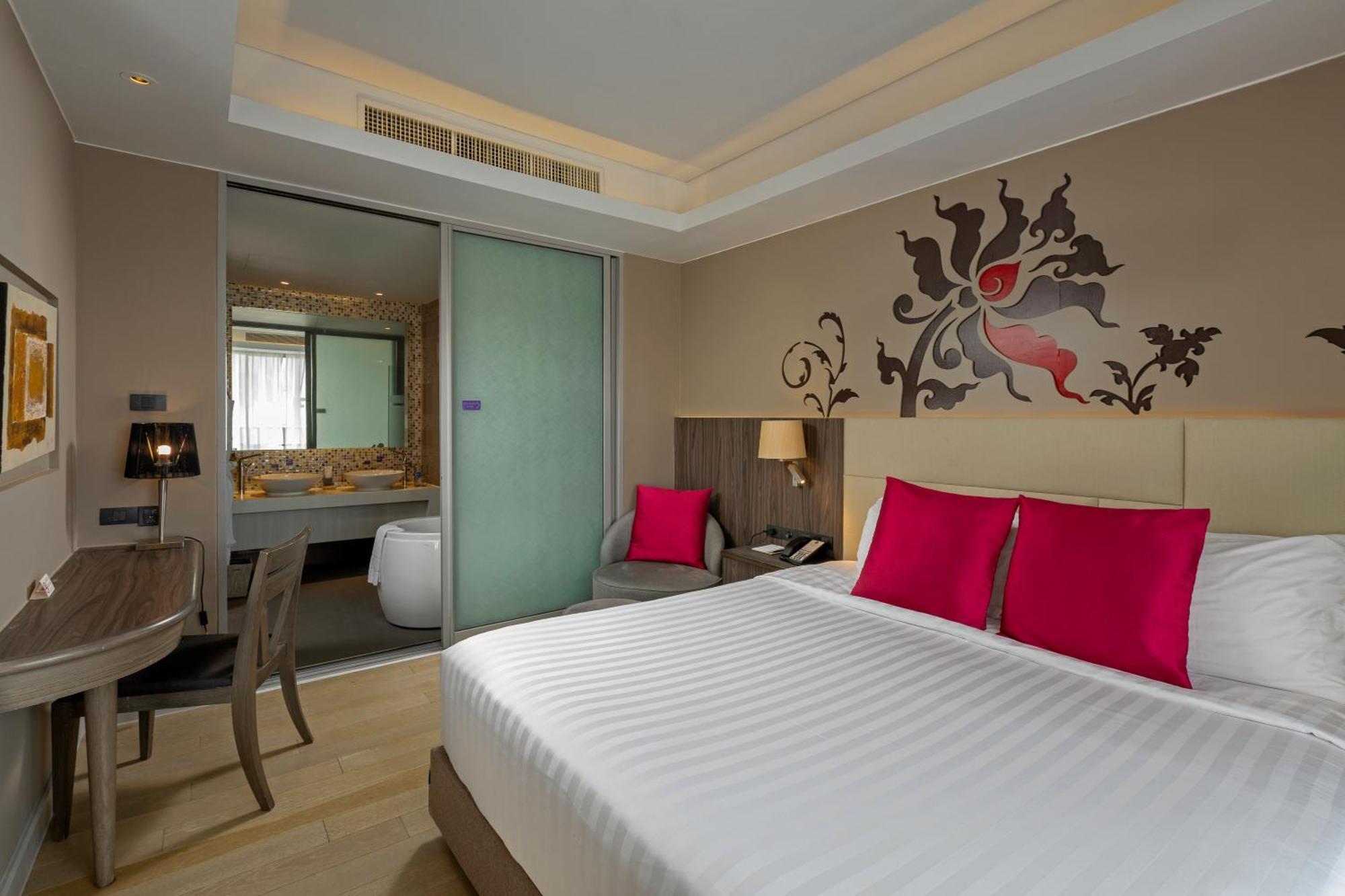 Grand Mercure Phuket Patong Ngoại thất bức ảnh Deluxe Room