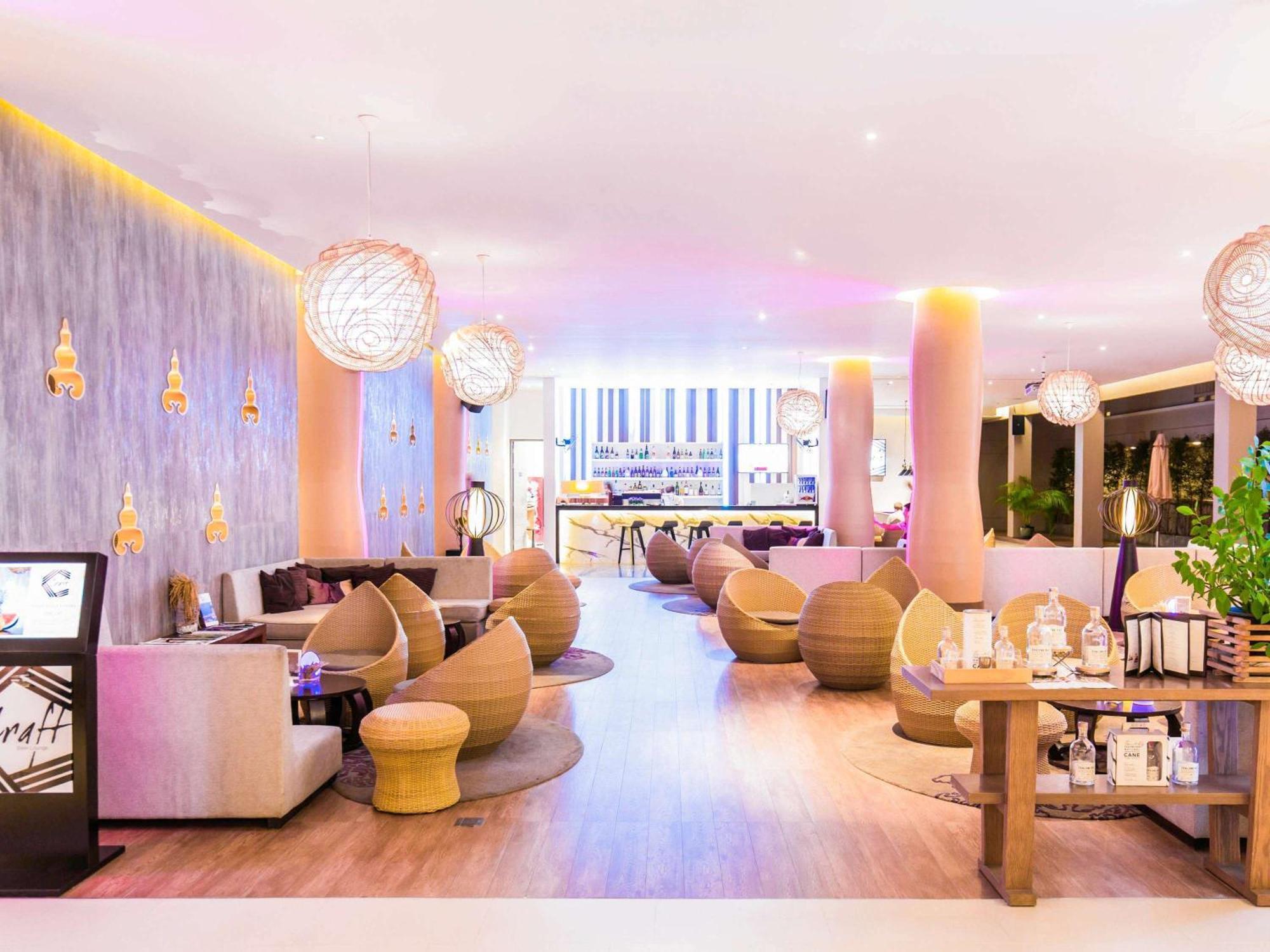 Grand Mercure Phuket Patong Ngoại thất bức ảnh Lobby