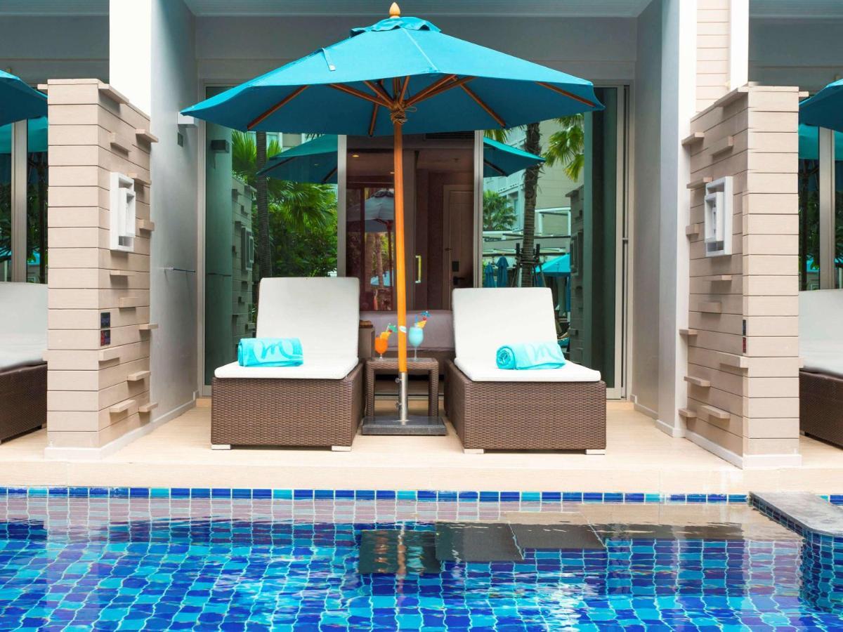 Grand Mercure Phuket Patong Ngoại thất bức ảnh A pool villa at Centara Grand at CentralPlaza Hotel, Bangkok